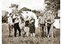 Photo of the Aufreiter family on a meadow.